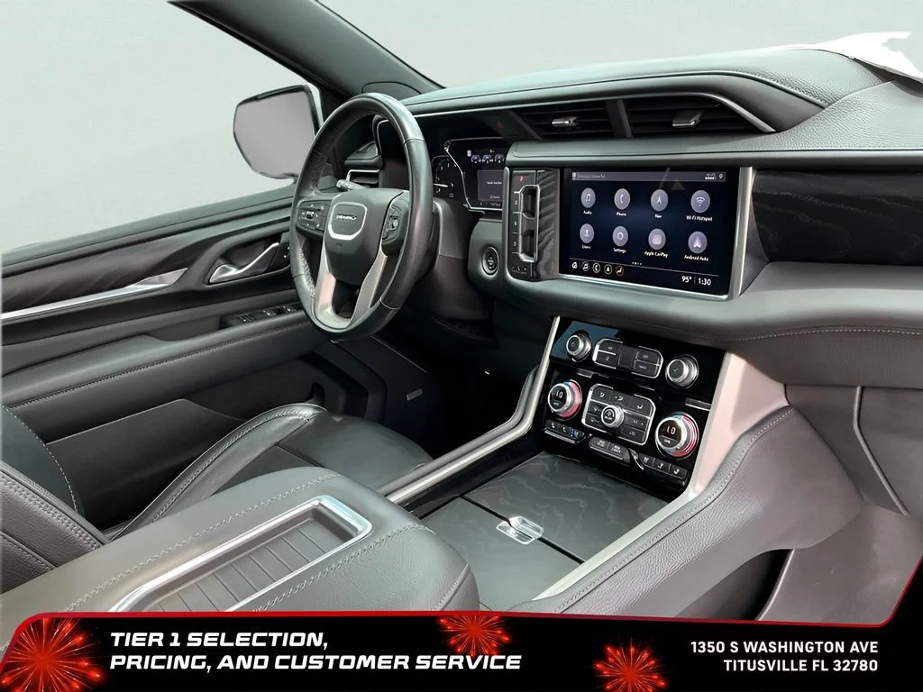 Used 2021 WHITE FROST TRICOAT GMC Denali image 22