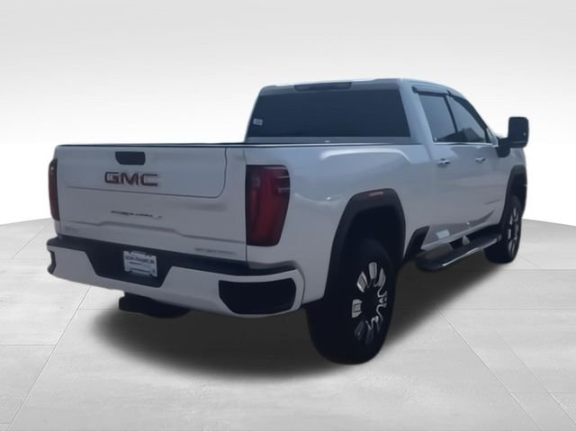 Used 2024 White GMC Denali image 8