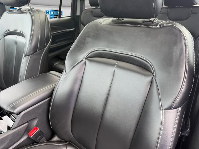 Used 2023 White Jeep Limited image 15
