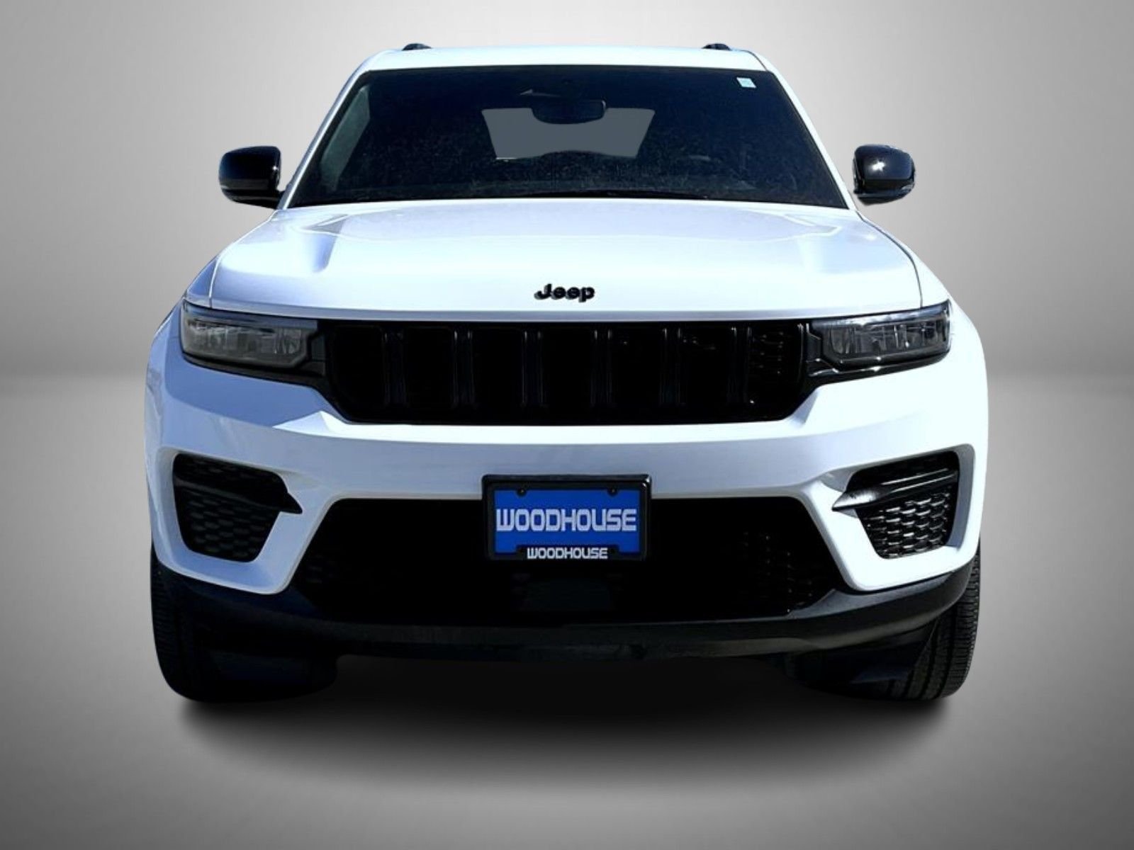 Used 2023 White Jeep Altitude X image 2