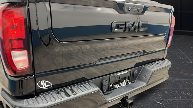 Used 2022 Onyx Black GMC Elevation image 38