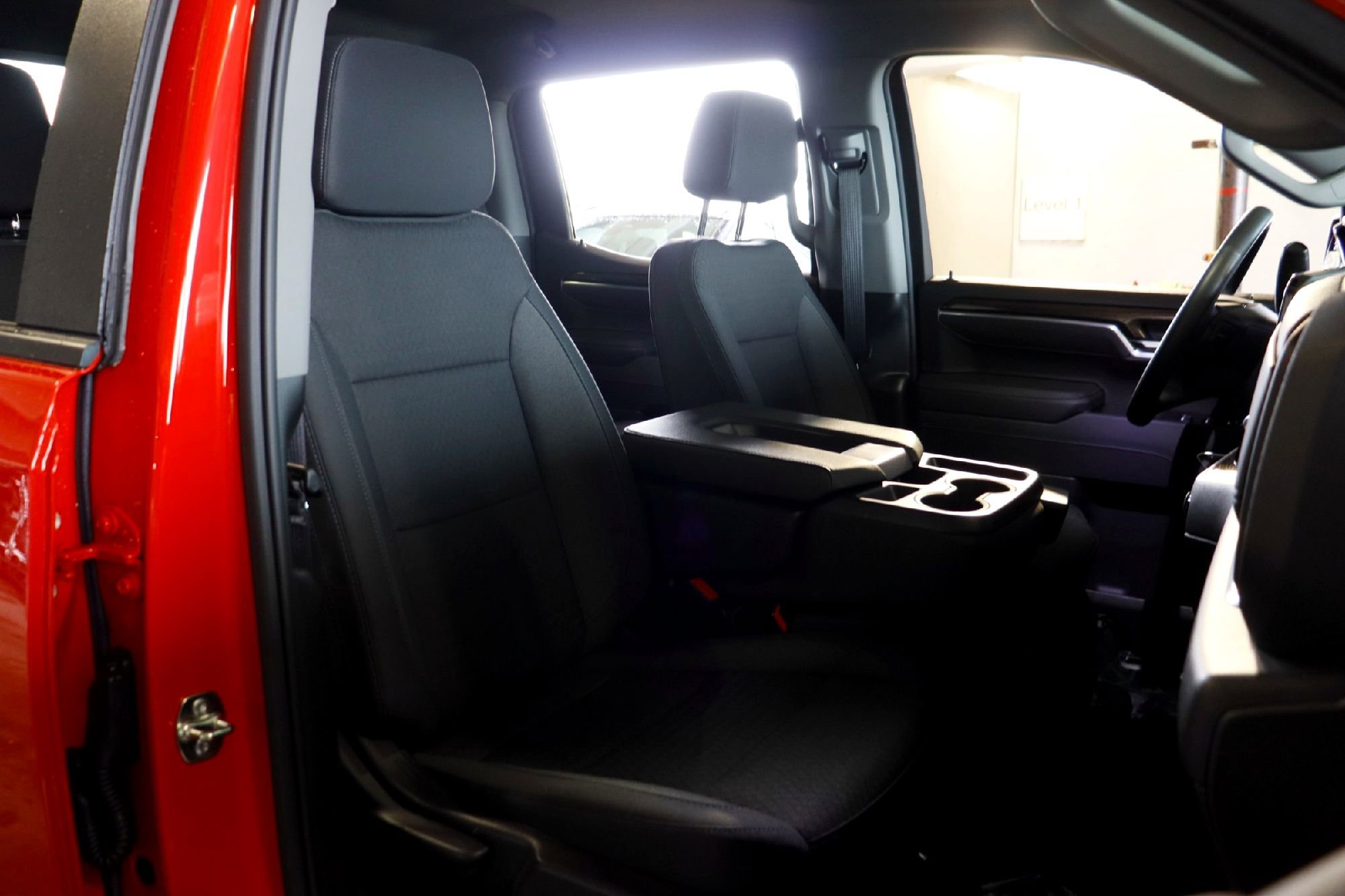 2025 Chevrolet Silverado 1500 LT - Photo 22