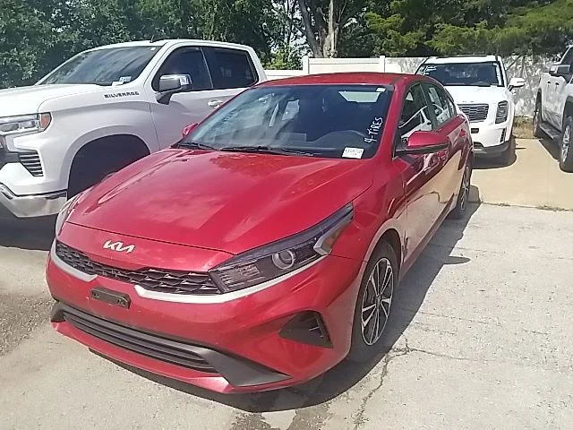Certified Used 2024 Red Kia LXS image 12