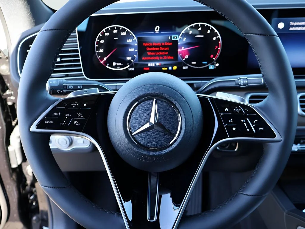 Certified Used 2026 Obsidian Black Metallic Mercedes-Benz GLE 350 image 32