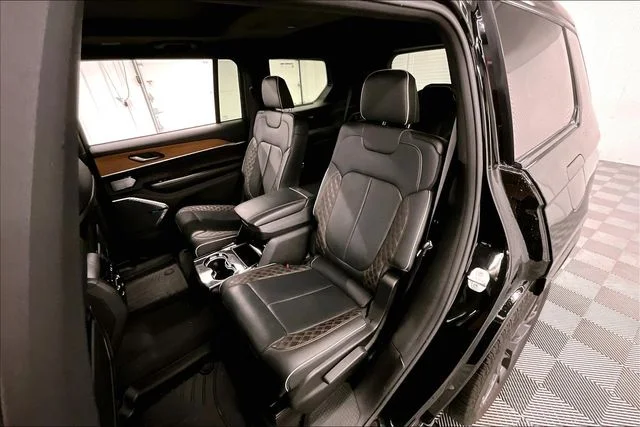2023 Jeep Grand Cherokee L Summit Reserve - Photo 25