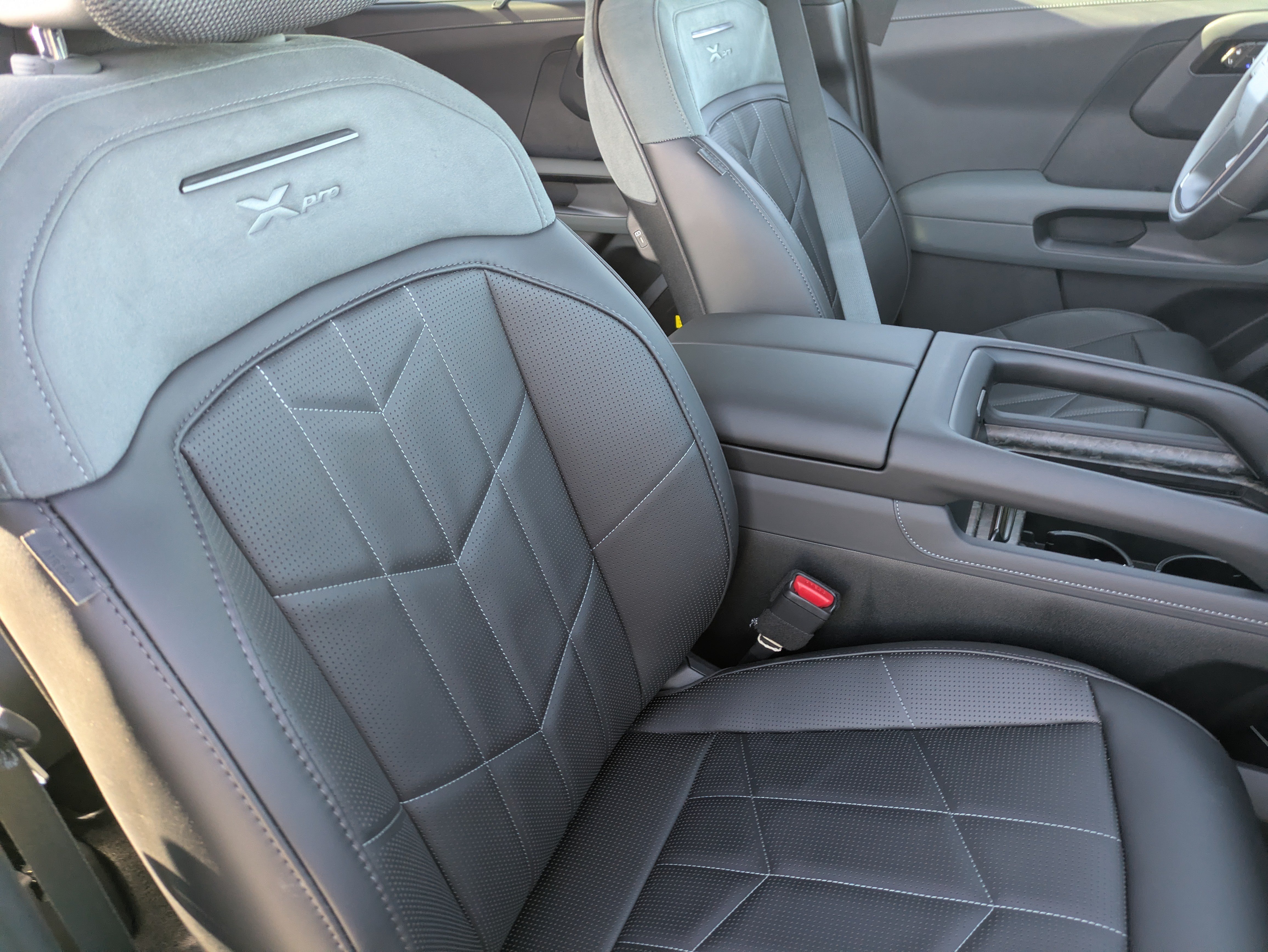 New 2027 Black Jade Green Kia X-Pro SX Prestige image 11