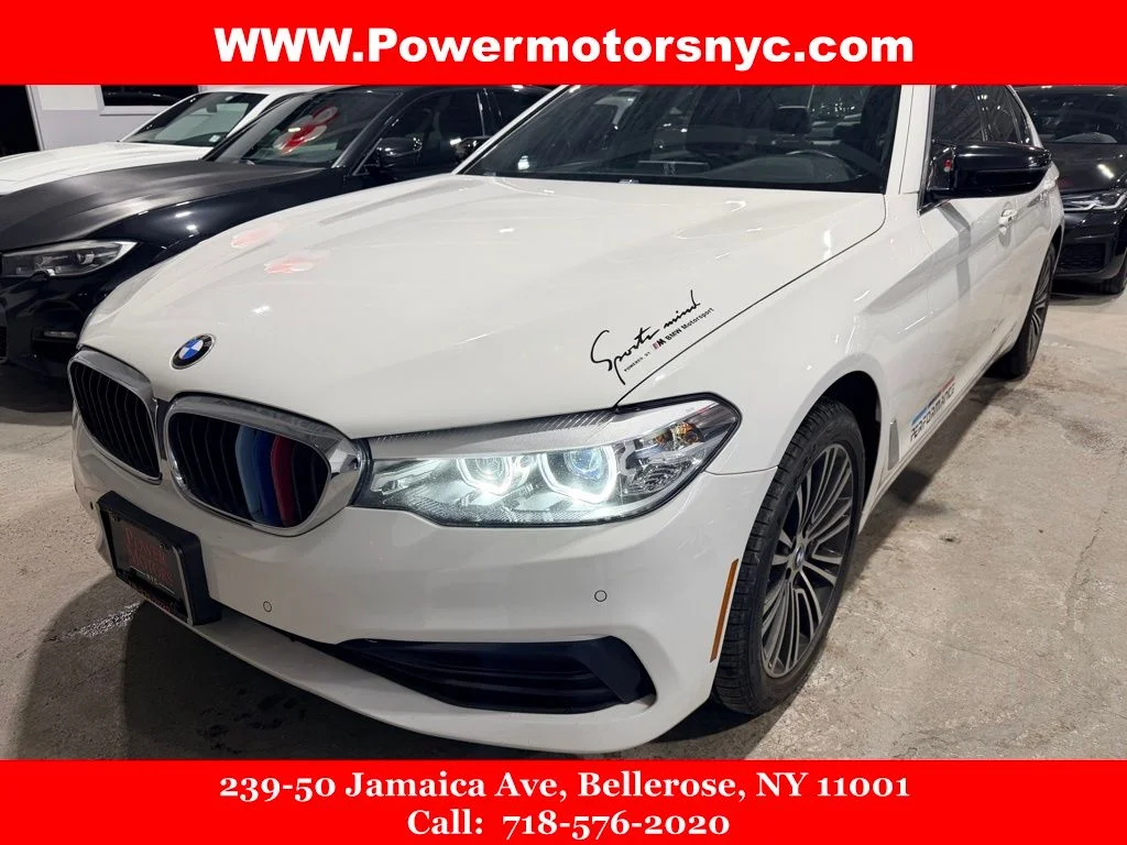 2020 BMW 5 Series 530i xDrive Sedan's photo