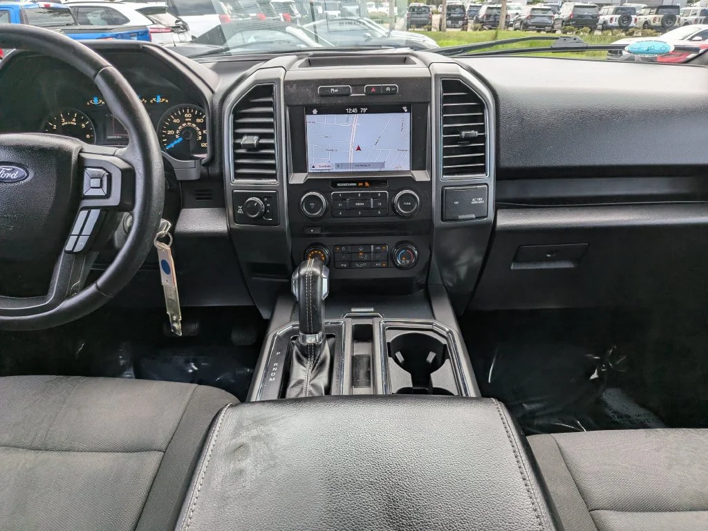 Photo 18