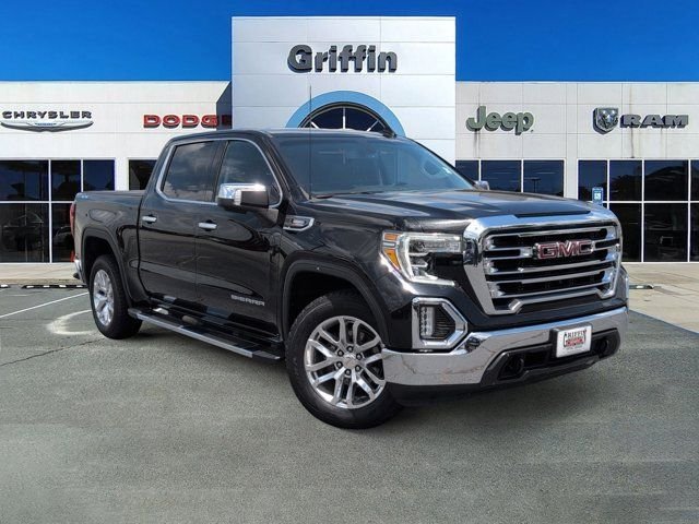 2021 GMC Sierra 4WD Crew Cab Short Box SLT's photo