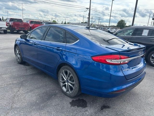 Used 2017 Blue Ford SE image 7