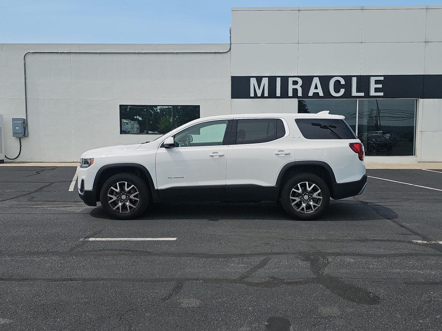 Used 2020 Summit White GMC SLE image 8
