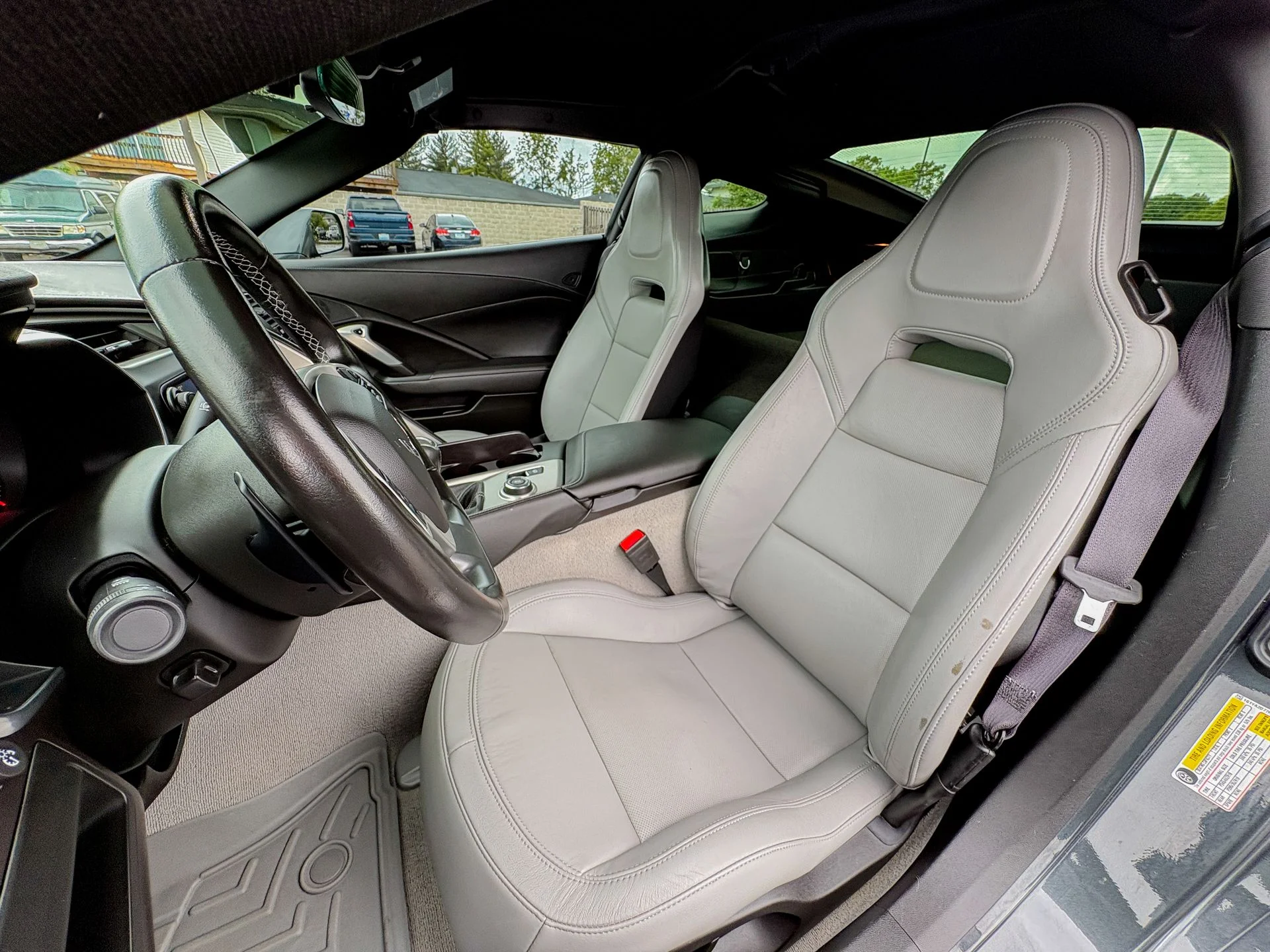 Used 2017 Gray Chevrolet Stingray image 23