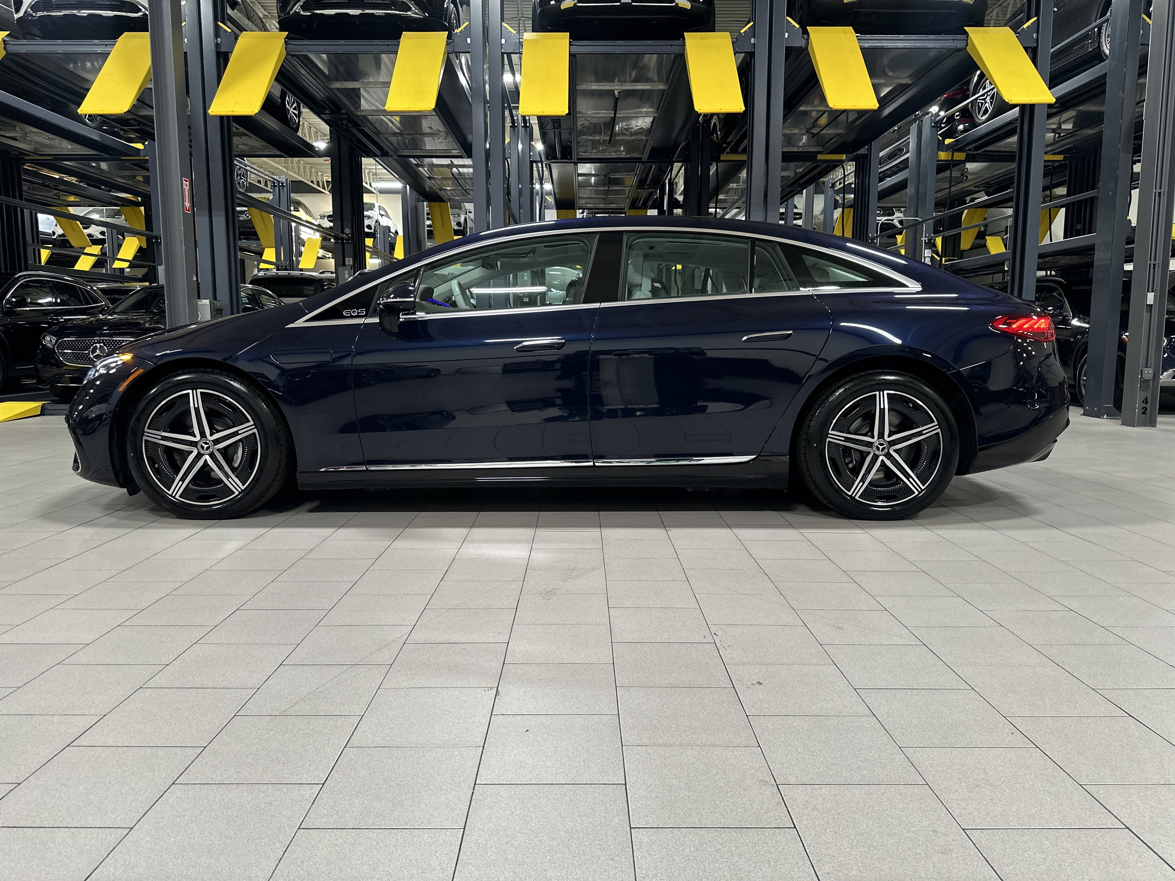 Used 2024 Mercedes-Benz EQS Base with VIN W1KCG2EB2RA047042 for sale in Hempstead, NY