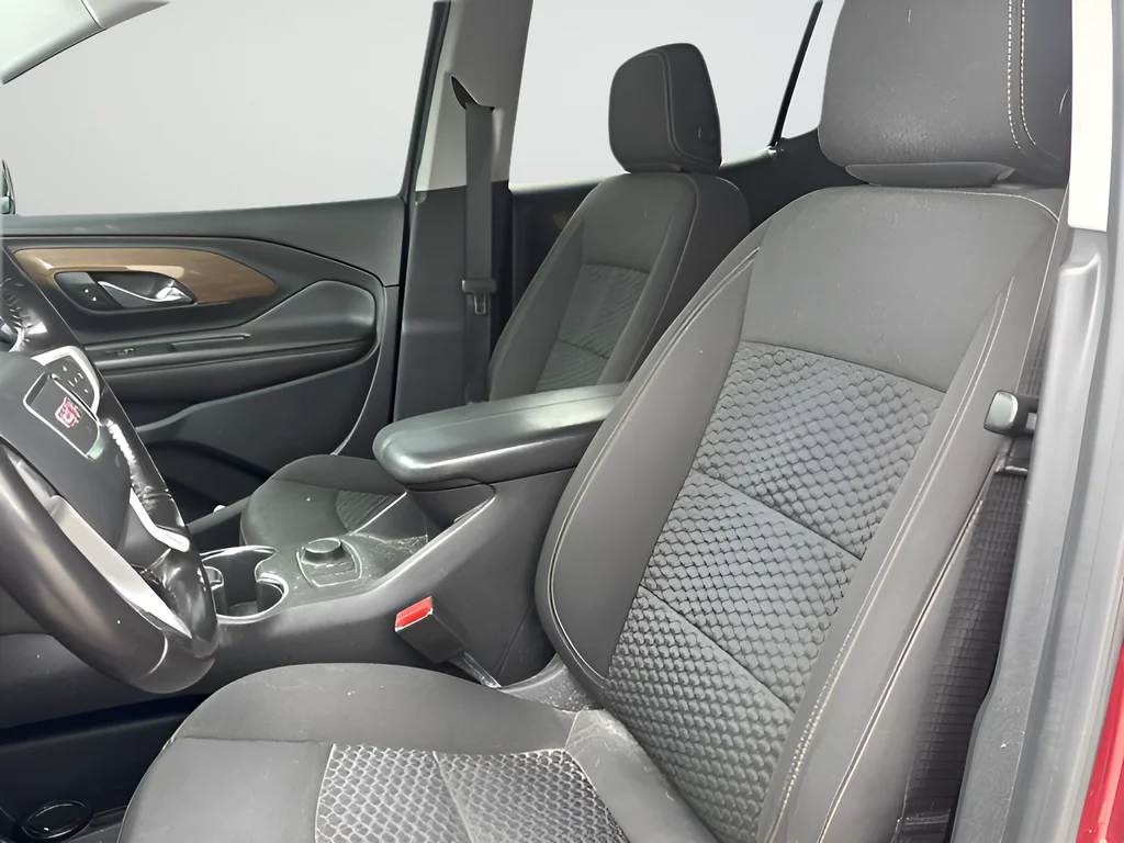 Used 2018 Red GMC SLE image 19