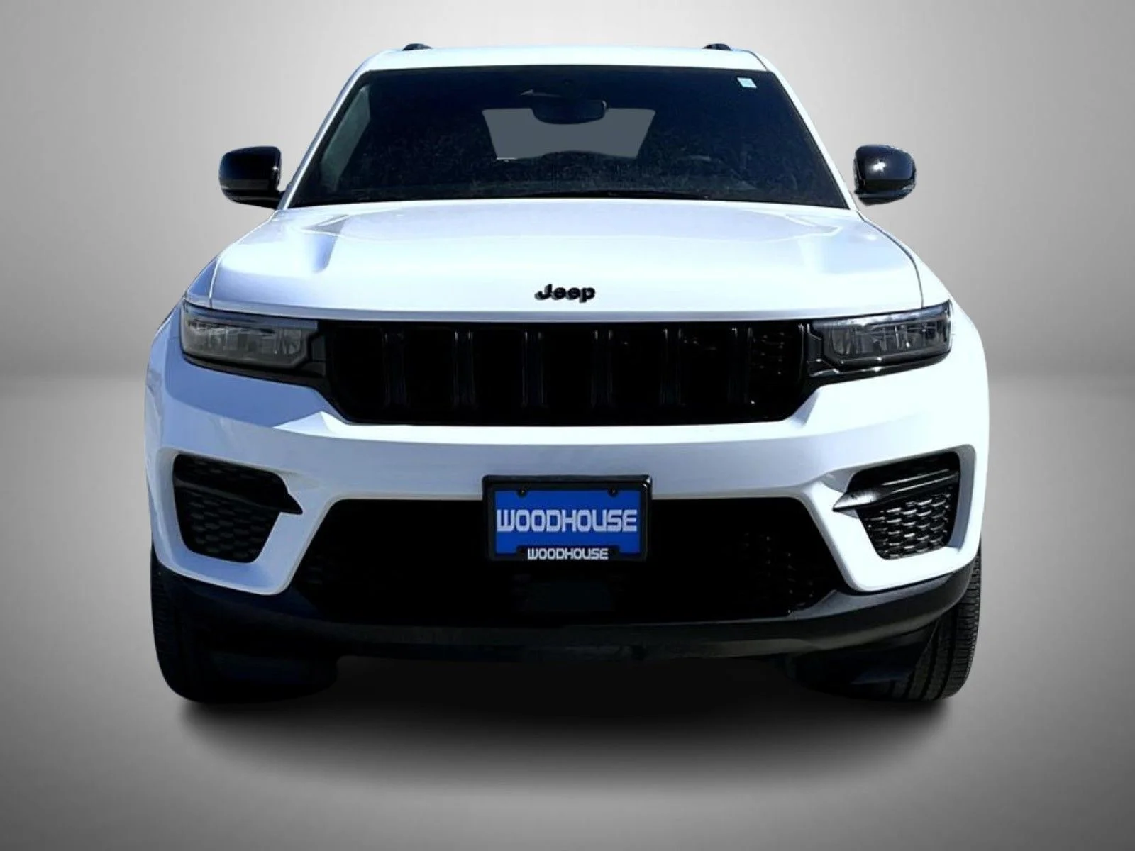Used 2023 White Jeep Altitude X image 2