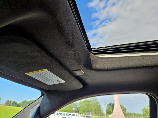 New 2026 Sterling Metallic GMC AT4X image 21