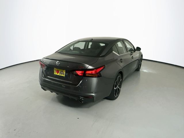 Used 2024 Gray Nissan 2.5 SR image 9