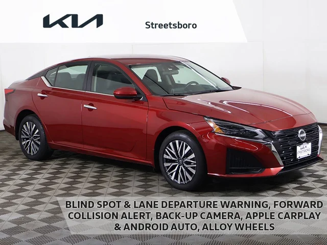2023 Nissan Altima 2.5 SV