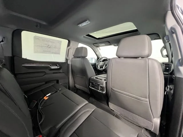 2026 GMC Sierra 1500 SLT - Photo 43