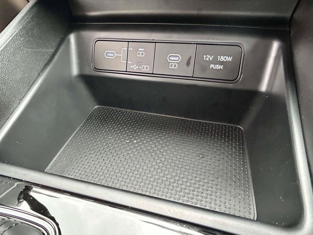 New 2026 White Hyundai SEL Plus FWD image 23