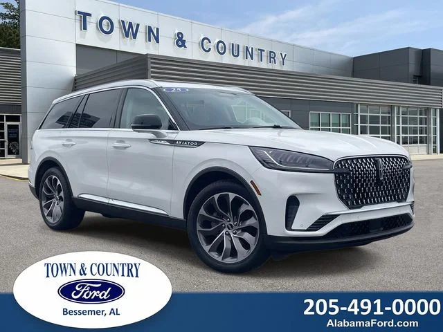 2025 Lincoln Aviator Premiere AWD's photo