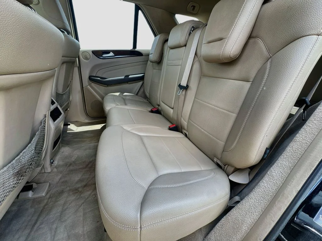 Used 2012 Black Mercedes-Benz ML 350 image 28
