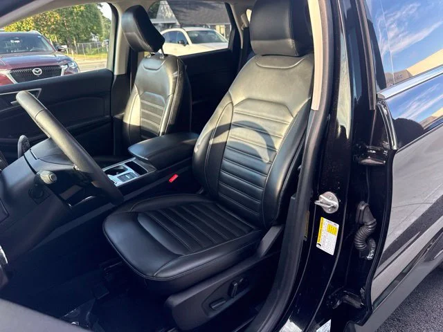 Used 2024 Black Ford SEL image 13