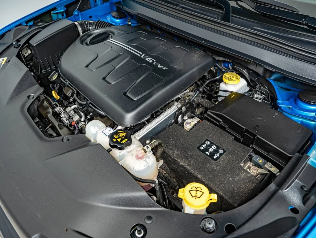 Used 2020 Hydro Blue Pearlcoat Jeep Trailhawk image 40