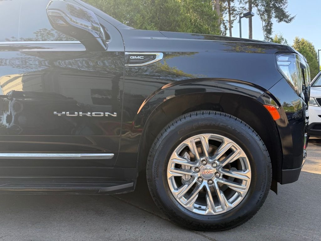 Used 2023 Black GMC SLT image 3