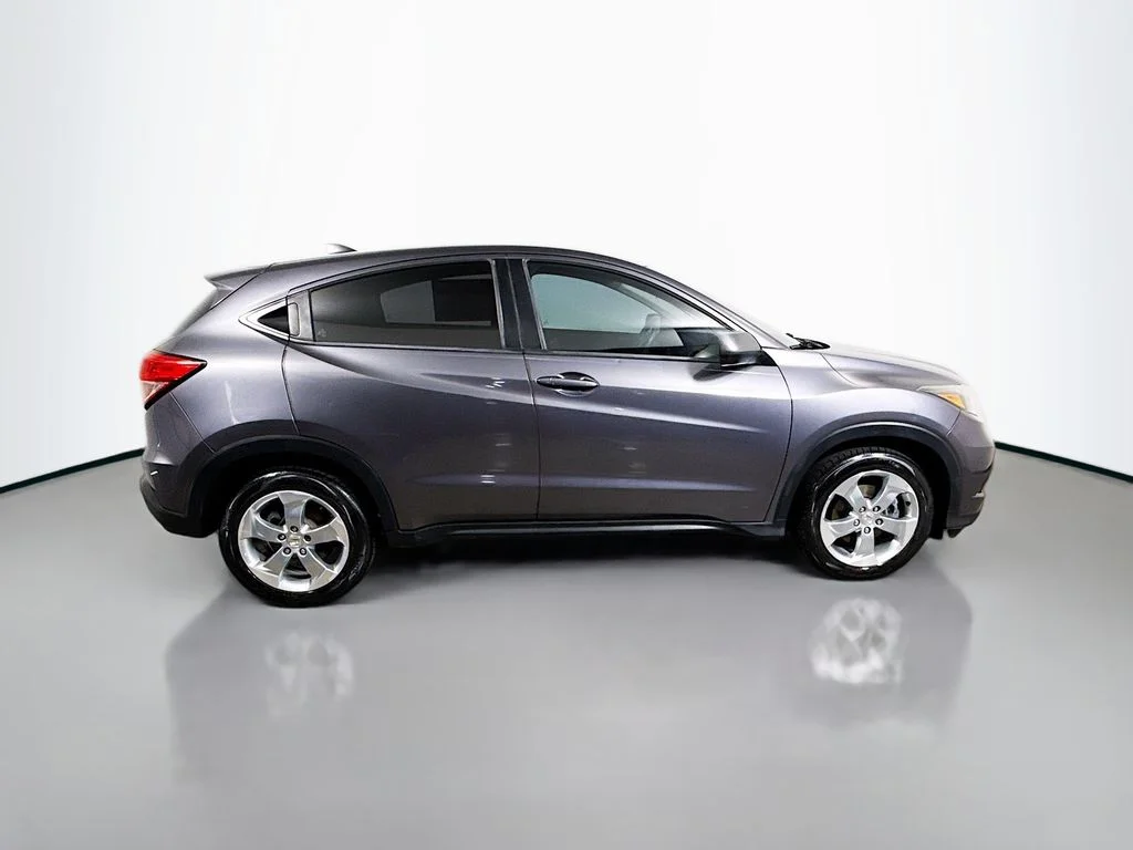 Used 2017 Modern Steel Metallic Honda LX image 8