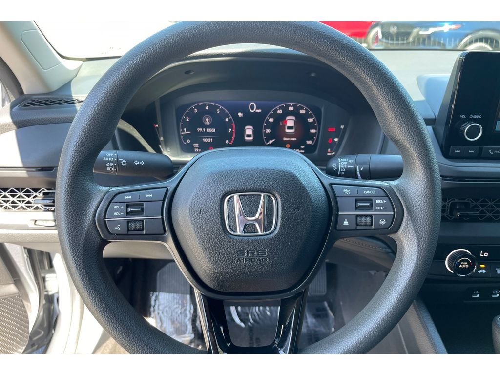 Used 2024 Solar Silver Metallic Honda LX image 32