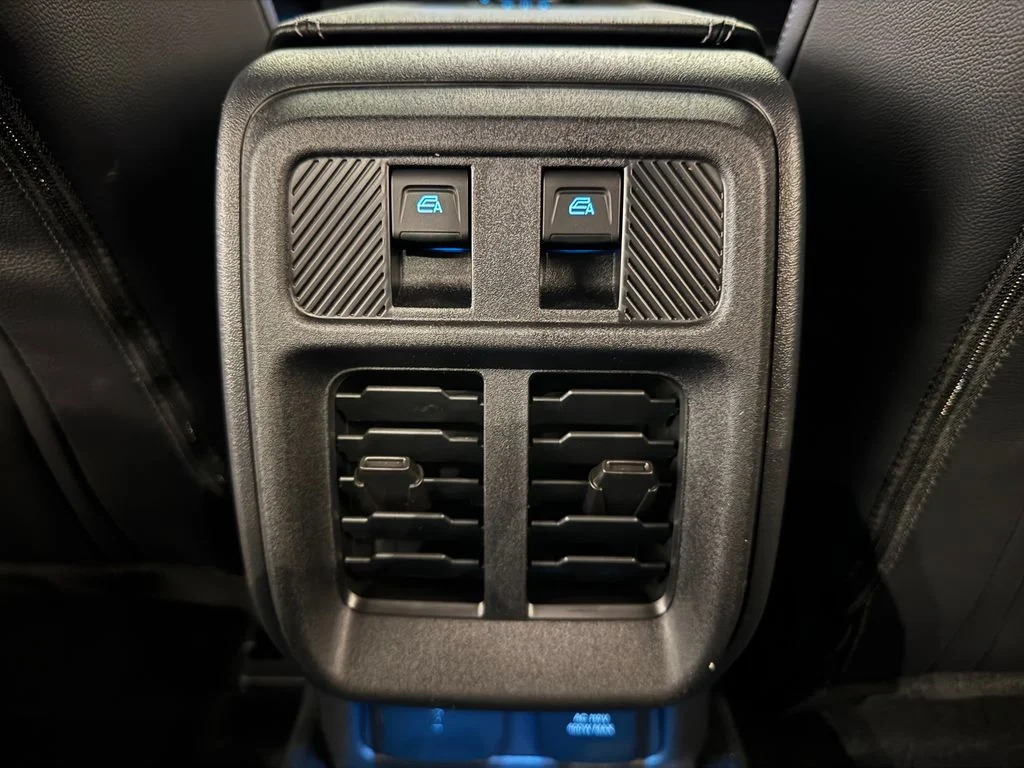 New 2026 Black Ford Outer Banks image 32