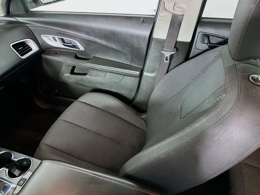 Used 2015 Tungsten Metallic Chevrolet LT image 20