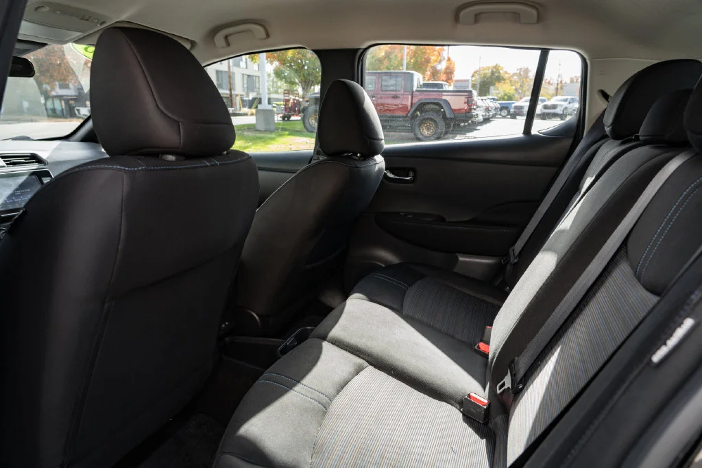 Used 2023 Black Nissan S image 22