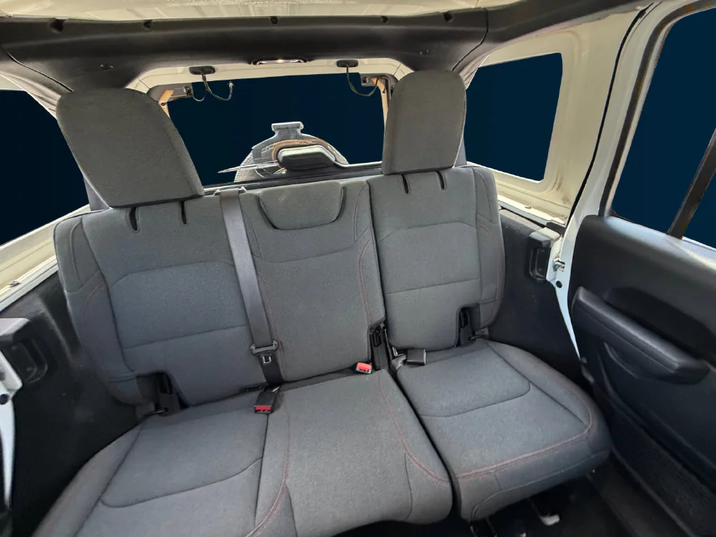 Used 2025 White Jeep Rubicon image 18