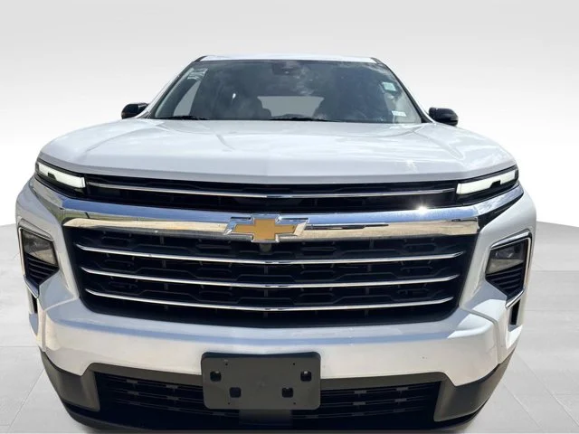 Used 2026 White Chevrolet LT image 3