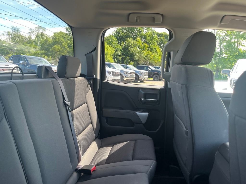 Used 2017 Graphite Metallic Chevrolet LT LT2 image 36