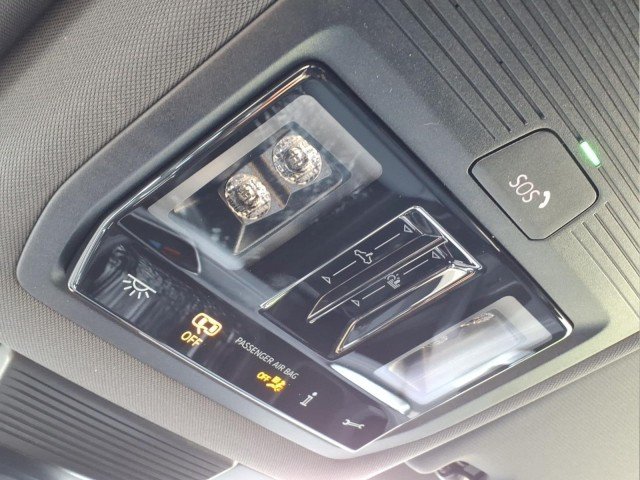 New 2026 Deep Black Pearl Volkswagen SE RLine Black 4Mo image 24