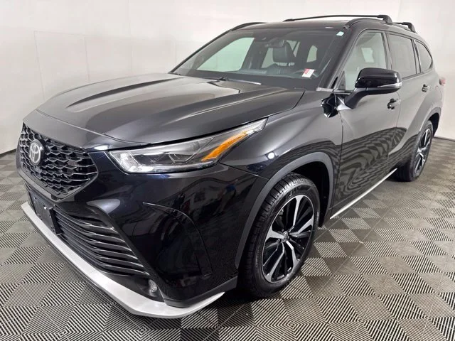Certified Used 2021 Midnight Black Metallic Toyota XSE image 8