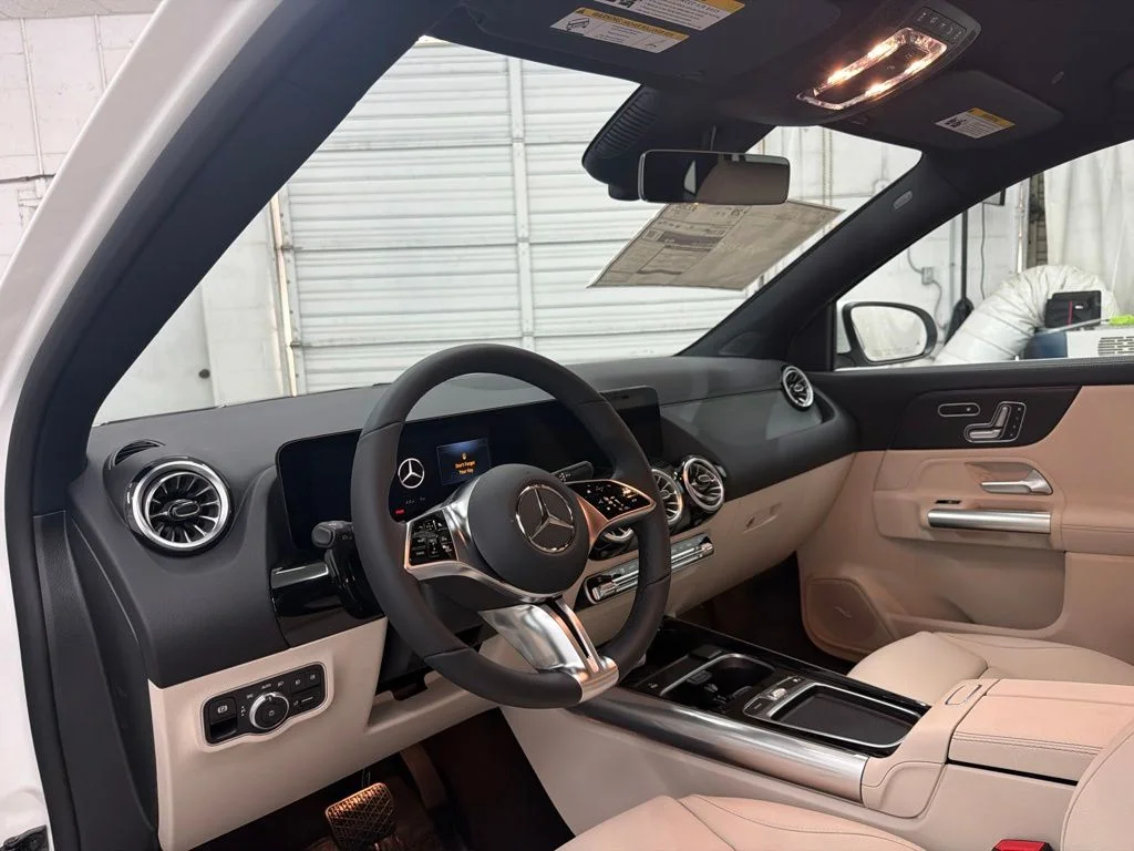 New 2026 White Mercedes-Benz GLA 250 image 13