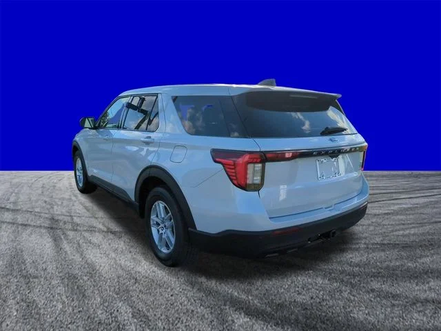 New 2026 Space White Metallic Ford Active 100A image 6