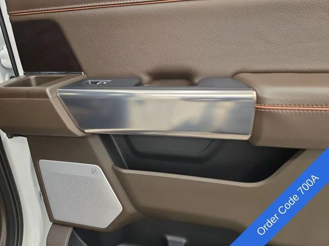 New 2026 Star White Metallic Tri-Coat Ford F-250® King Ranch® image 18