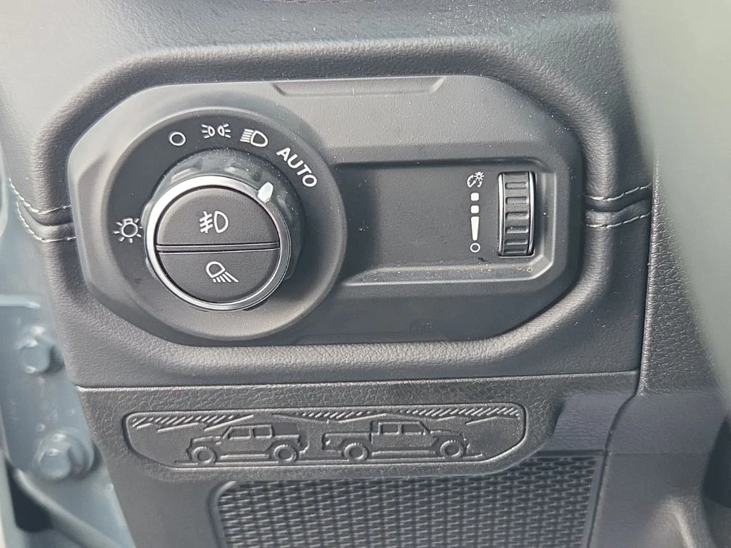 Used 2026 Gray Jeep Rubicon image 29