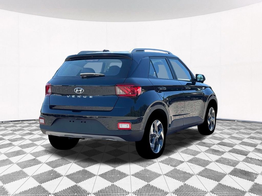 New 2026 Black Hyundai SEL image 10