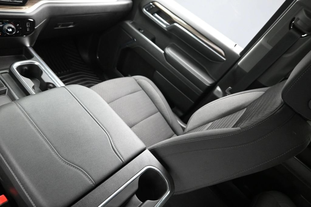 Used 2023 Gray Chevrolet LT image 15