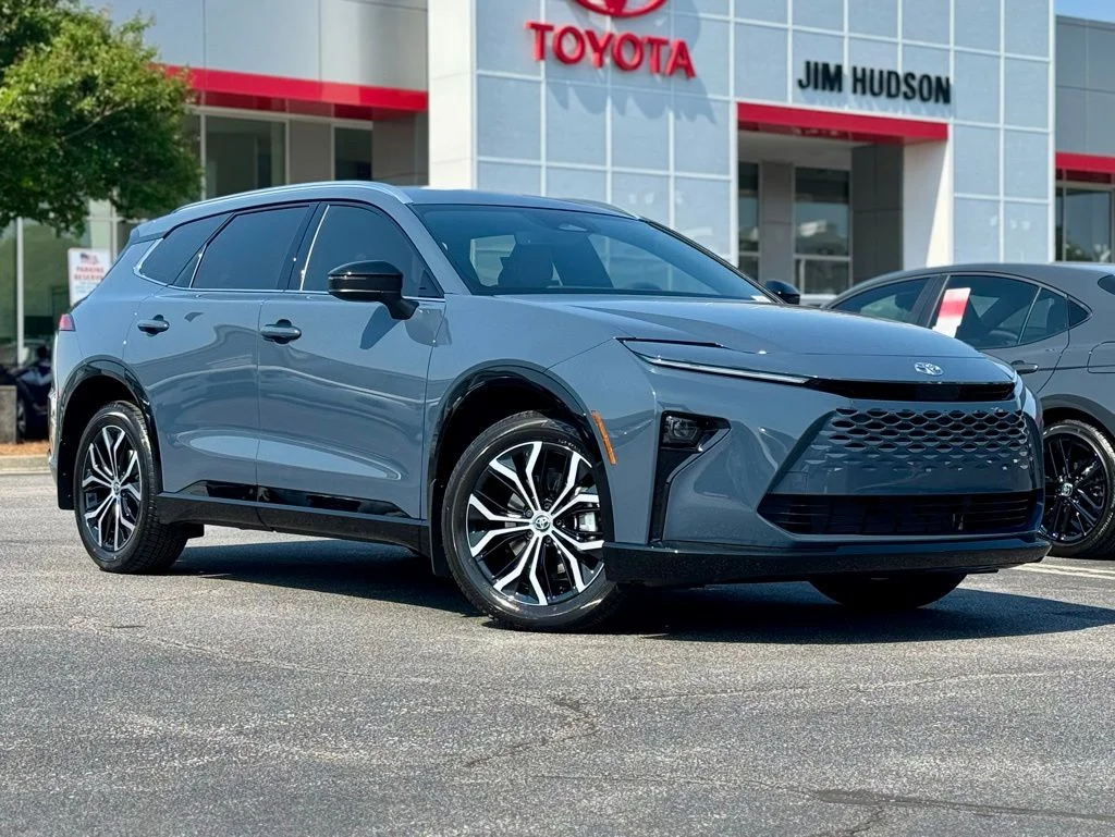 New 2026 White Toyota XLE image 2