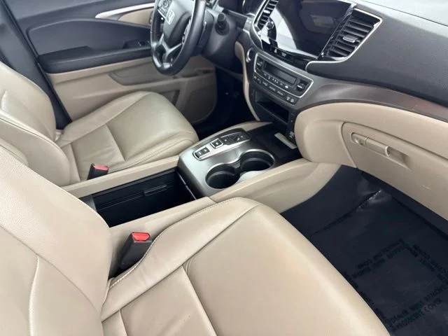 Used 2022 Red Honda Special Edition image 28