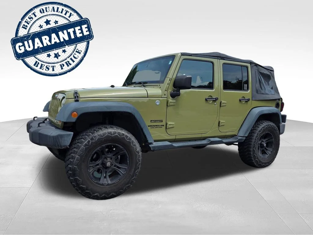 Used 2013 Green Jeep Sport image 2