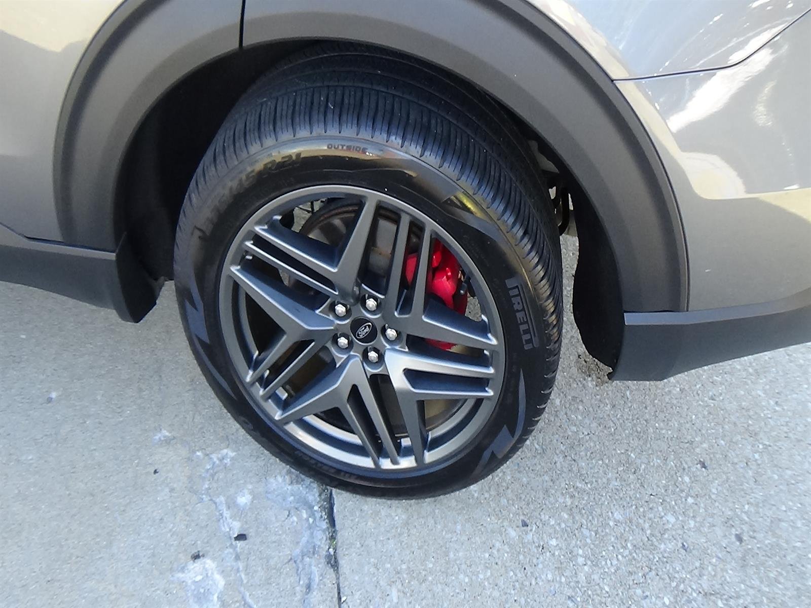 Used 2025 Carbonized Gray (m7) Ford ST-Line image 9