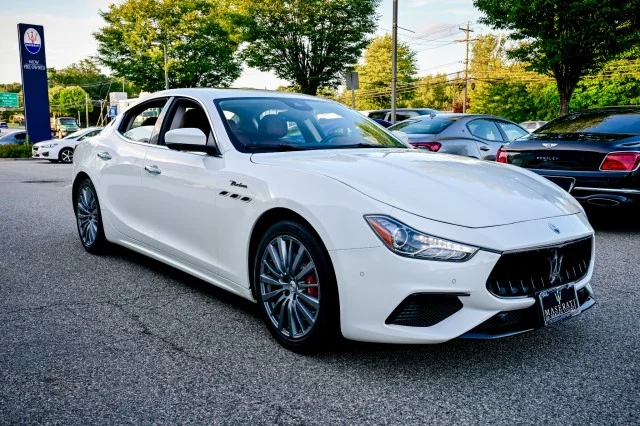 Used 2022 BLUE Maserati Modena Q4 ~~ image 4
